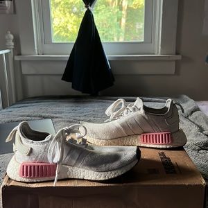 Adidas NMD R1 White Rose